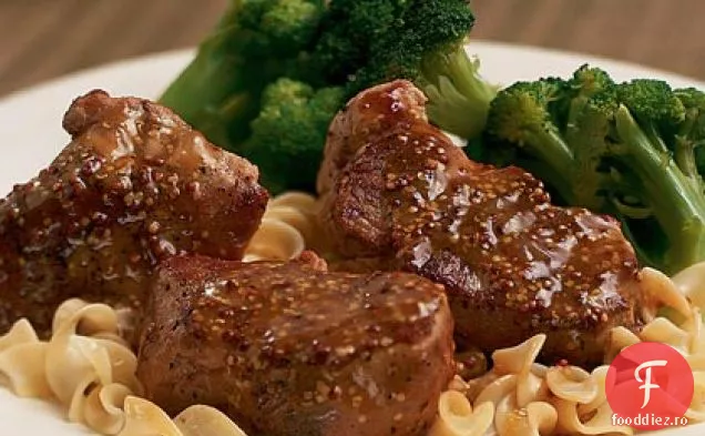 Filet de porc cu sos de muștar