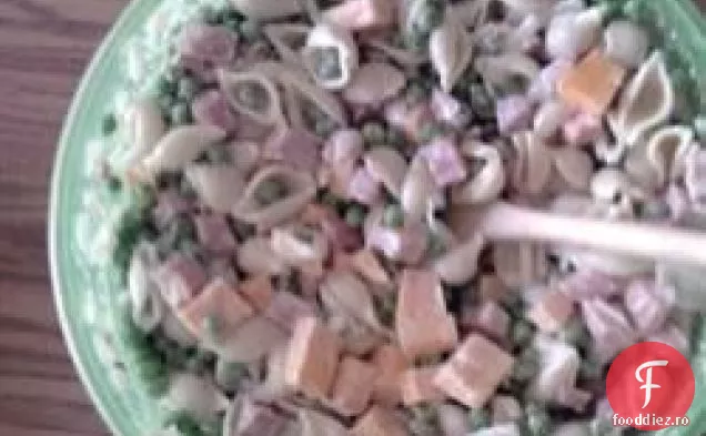 Salată de șuncă și coajă