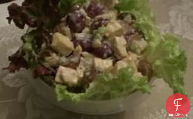 Salată De Curry Tofu Cu Fructe
