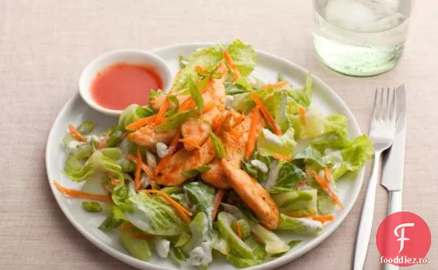 Salată De Pui De Bivol