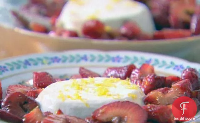 Panna Cotta cu căpșuni balsamice