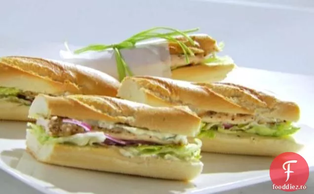 Sandwich cu cotlet de pui cu maioneză din plante