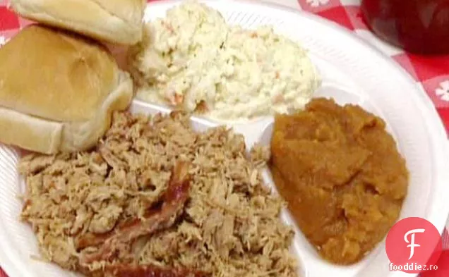 Umăr de porc Marshall și sos de grătar