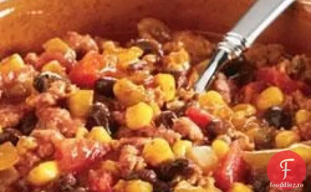 Fasole neagră, porumb și Chili de curcan
