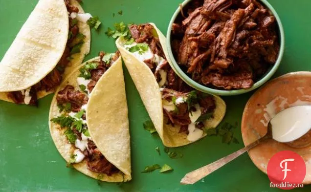 Tacos cu coaste scurte dulci și picante