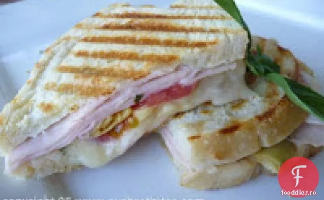 Curcan Afumat Și Panini De Anghinare