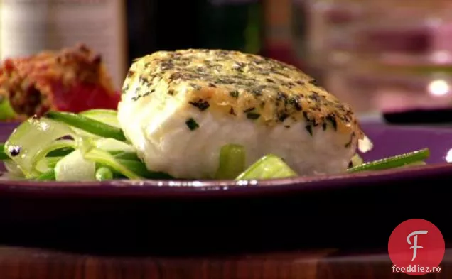 Crispy Herb Crusted Halibut cu telina cret și Haricots Verts
