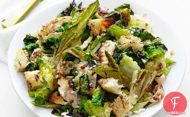 Salată De Caesar De Pui La Grătar
