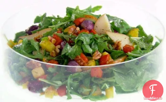 Salată De Legume Rădăcină Prăjită