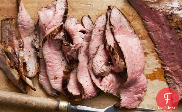 Friptură de flanc la grătar cu marinată de ghimbir
