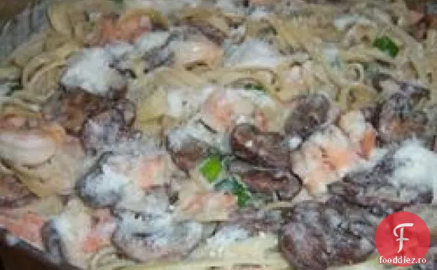 Fettuccine cu ciuperci de creveți și Portobello
