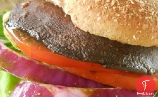 Burgeri De Ciuperci Portobello Savuroși