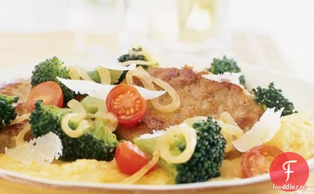 Broccoli fiert cu cârnați de curcan