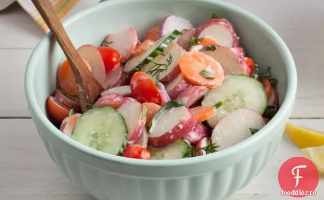Salată De Cartofi De Grădină De Primăvară