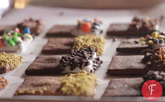 Cookie-uri de ciocolată cu bara de scufundare