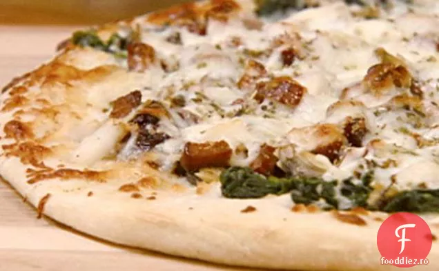 Pizza Vongole cu Andouille, scoici și scoici