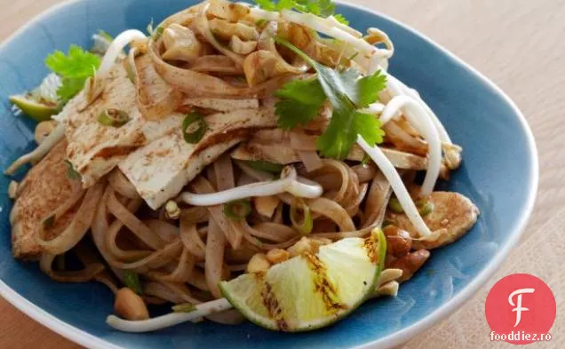 Tofu la gratar si Pui Pad Thai