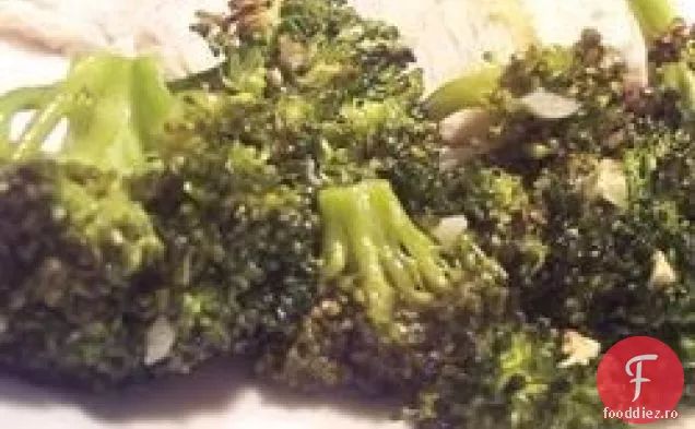 Broccoli în picături de pui fript