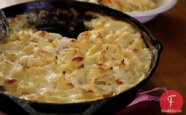 Cheddar alb-broccoli Mac și brânză