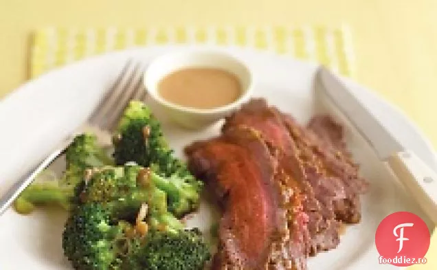 Friptură Cu Sos De Arahide Și Broccoli