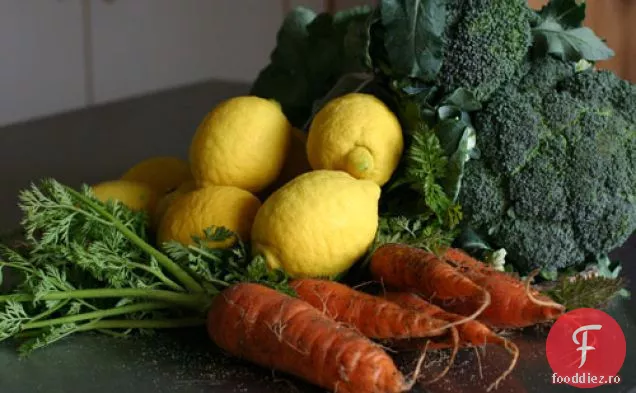 Broccoli prăjit la cuptor cu lămâie, ulei de Chili-usturoi și parmezan