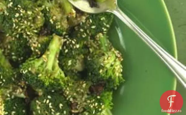 Broccoli cu sos de fasole neagră-usturoi