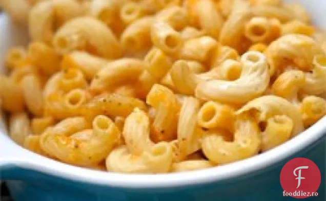 Macaroane și brânză la cuptor