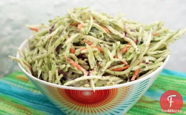 Salată De Broccoli De Mărar