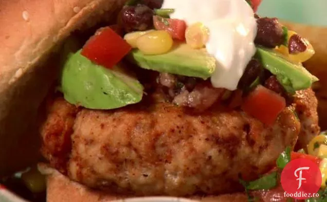 Burgeri de fasole neagră din Turcia cu salsa Corny