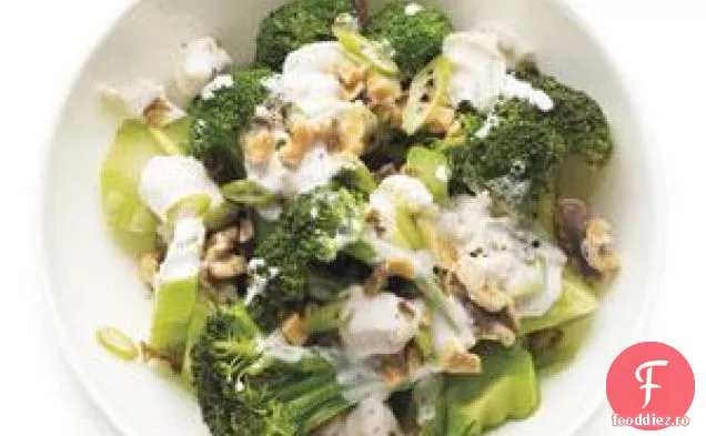 Salată De Broccoli Și Brânză Albastră