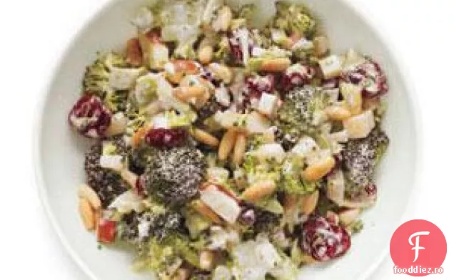 Broccoli Cremos Și Salată De Mere