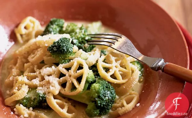 Roți de vagon cu Broccoli și parmezan
