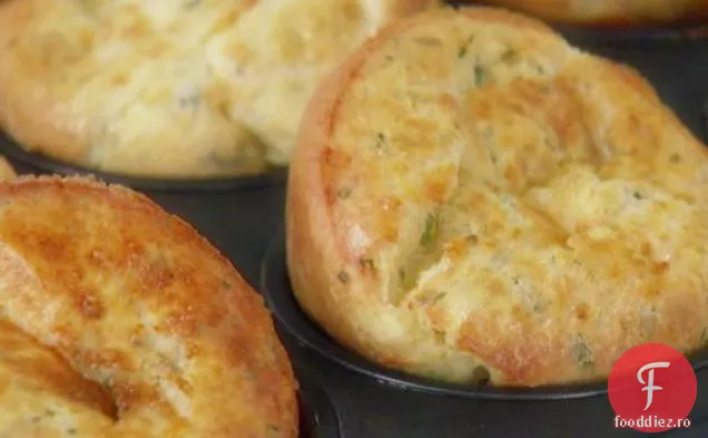 Usturoi și brânză Popovers