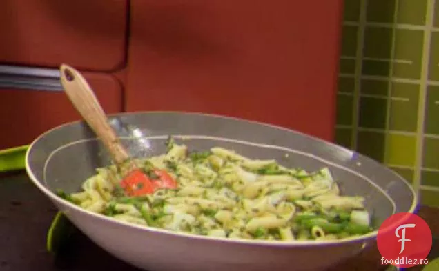 Iarbă Mixtă Pesto Penne