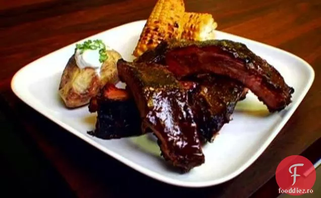 Tomatillo Cu Geamuri Copil Spate Coaste