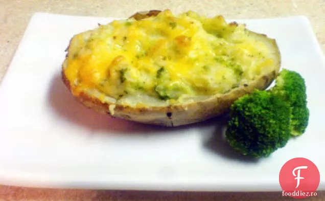 Cartofi Cu Broccoli Cheddar