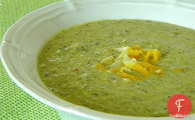 Supă De Broccoli Cheddar