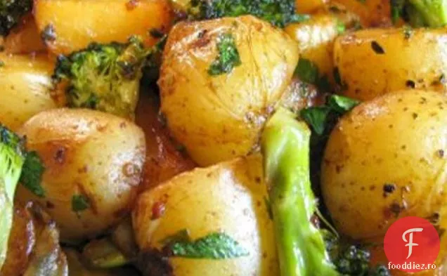 Cartofi Prăjiți Și Broccoli Cu Sos De Soia, Unt Și P