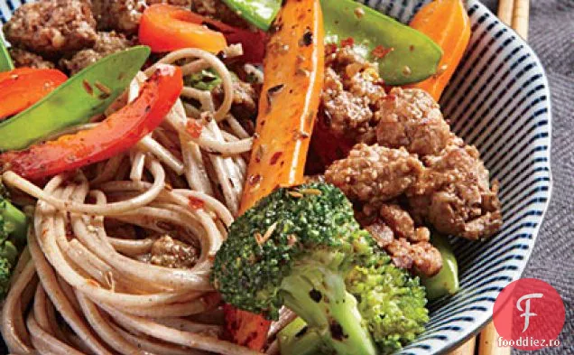 Fidea soba cu miel picant de chimen