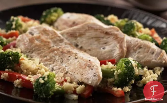 Curcan Și Broccoli Cu Cuscus