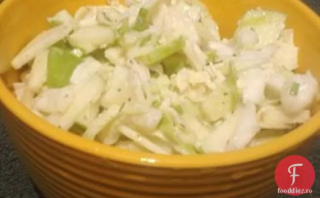 Tangy Ranch Apple Slaw