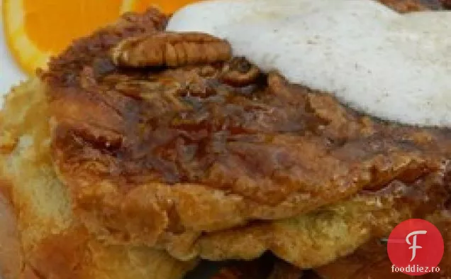 Sirop pe caserola de pâine prăjită franceză
