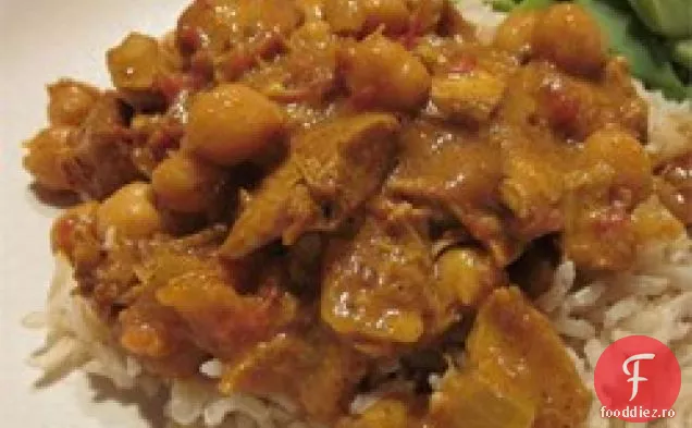 Năut și Curry de pui