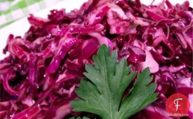 Salată de varză roșie II