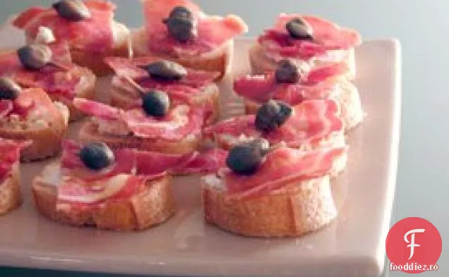 Pancetta Și Capere Crostini