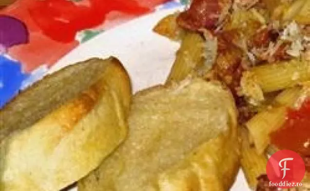 Sos roșu simplu cu paste