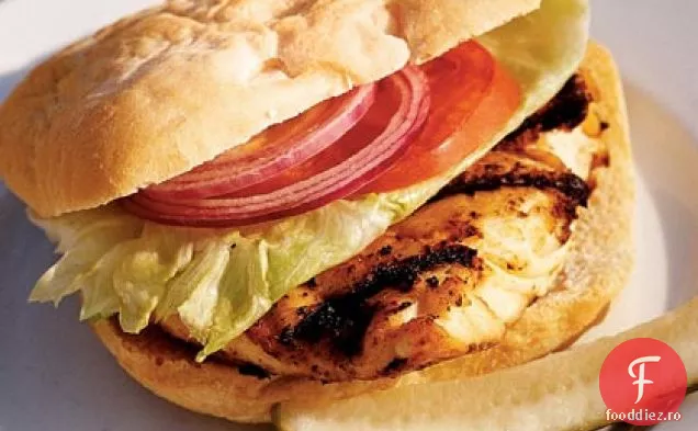 Sandwich la grătar cu sos tartar Chipotle