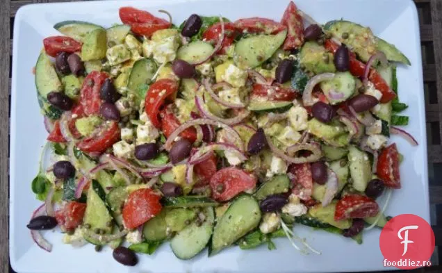 Salată Grecească Din California