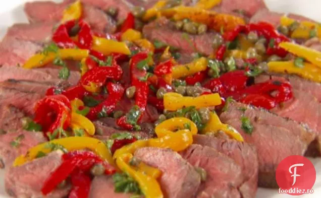 Fripturi de mușchi la grătar cu piper și Salsa de capere