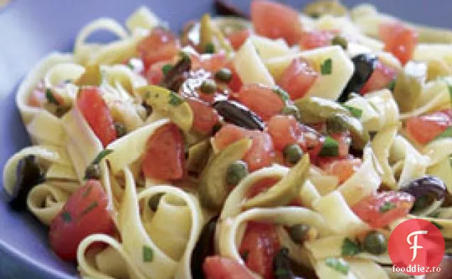 Fettuccine Cu Roșii, Capere Și Măsline